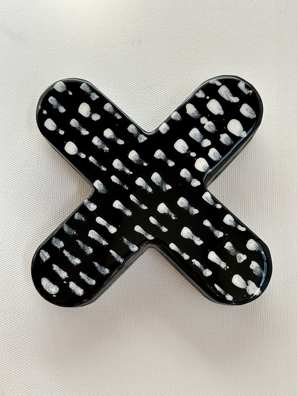 Kiss of Gold Mini - White on Black Speckled